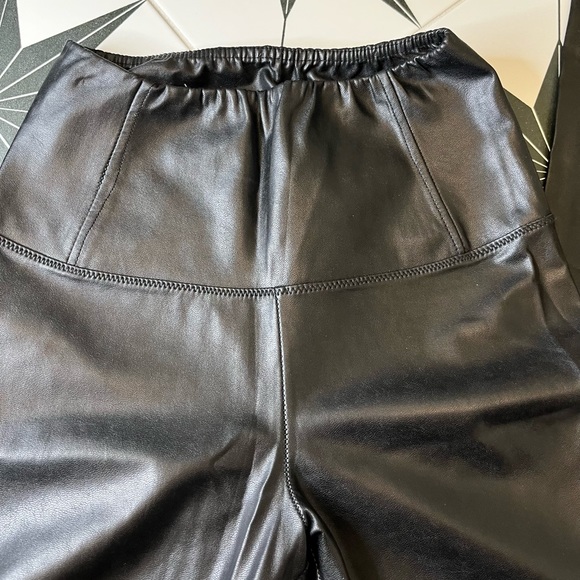 Wilfred Free Daria Vegan Leather Pants-Black - Picture 7 of 9